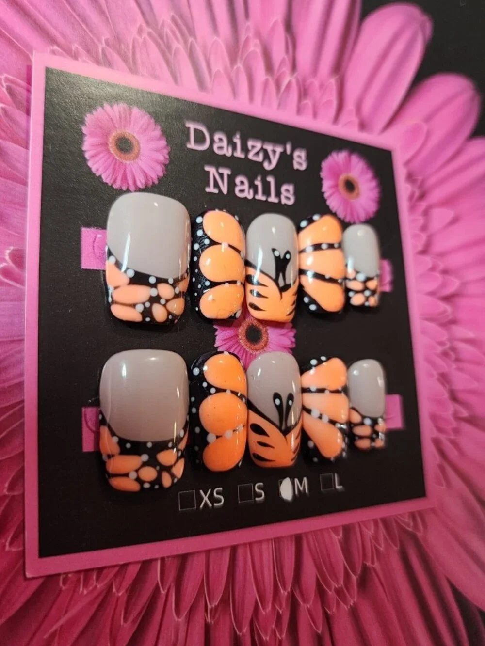 Medium Size Neon Butterfly Press-on Nail Set Handmade Squoval 2.0 Cm Length
